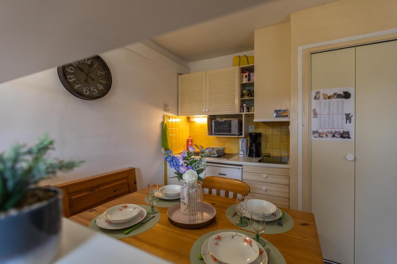 Le Solaire Apartment เลส์ อองเจลส์ ภายนอก รูปภาพ