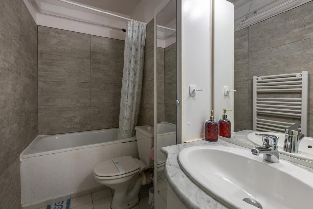 Le Solaire Apartment เลส์ อองเจลส์ ภายนอก รูปภาพ