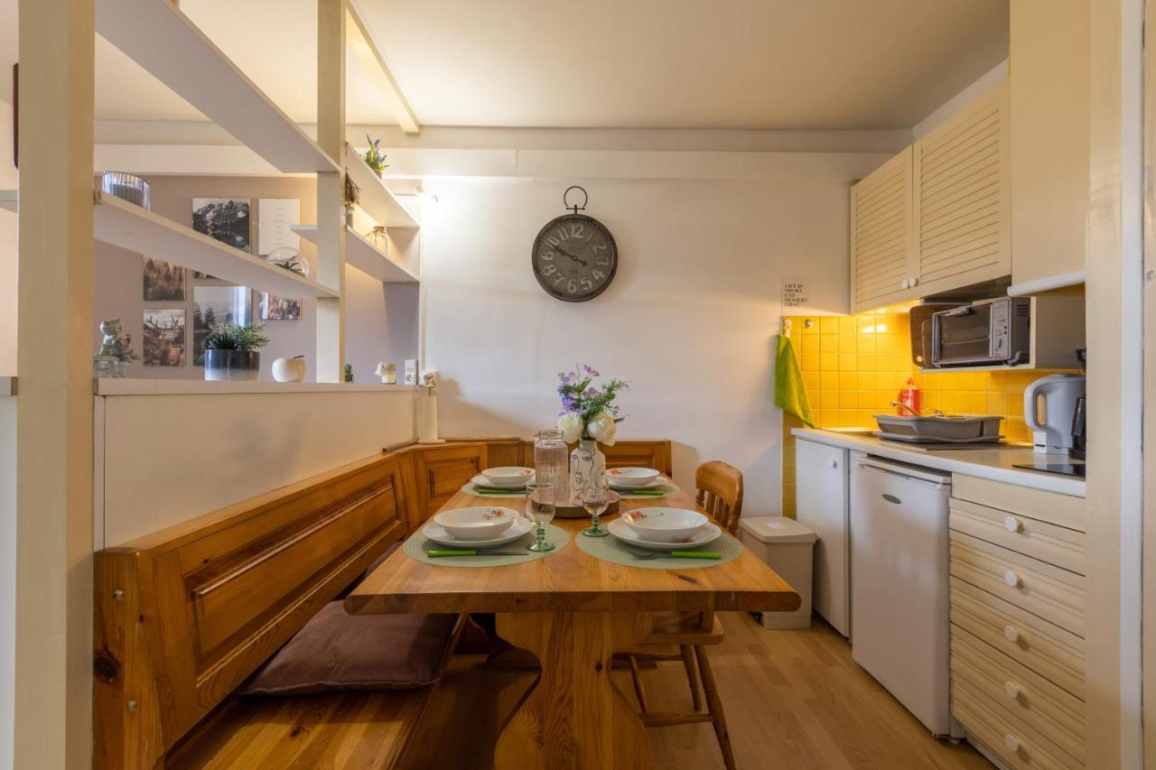 Le Solaire Apartment เลส์ อองเจลส์ ภายนอก รูปภาพ